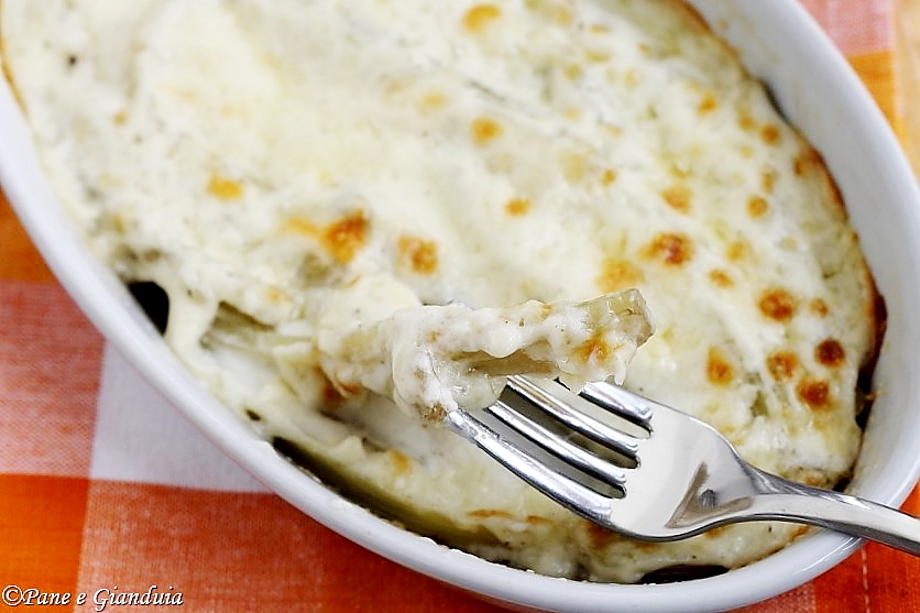 Cardi con besciamella allo zafferano