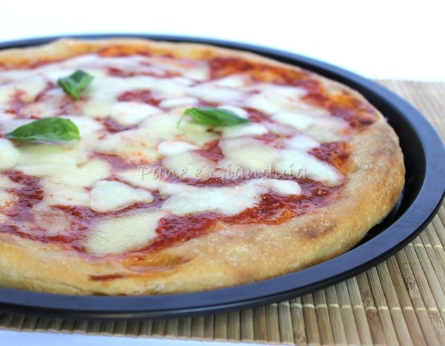 Pizza impasto con lievito di birra