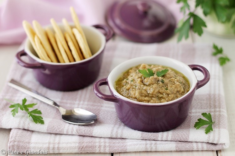 Mousse di buccia di melanzana