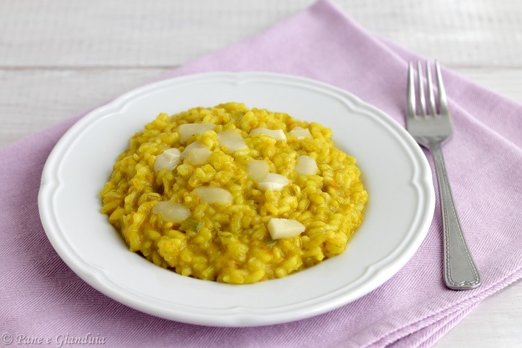 Risotto con crema di fiori di zucca e zafferano