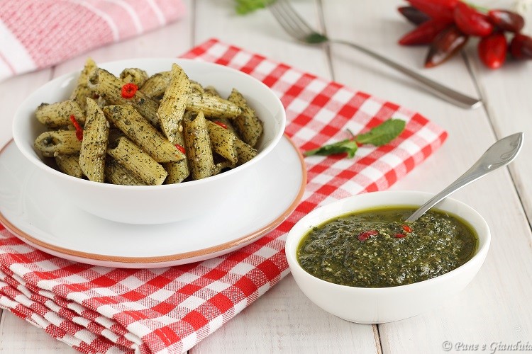 Penne con pesto di menta