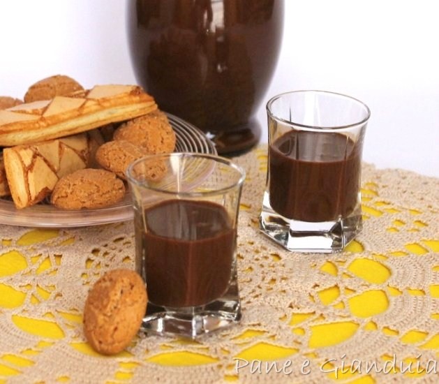 Liquore al gianduiotto