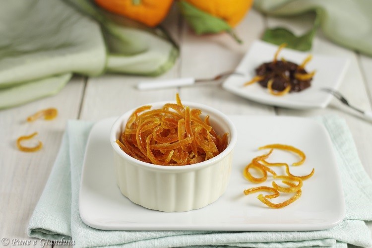 Scorze di arancia candite