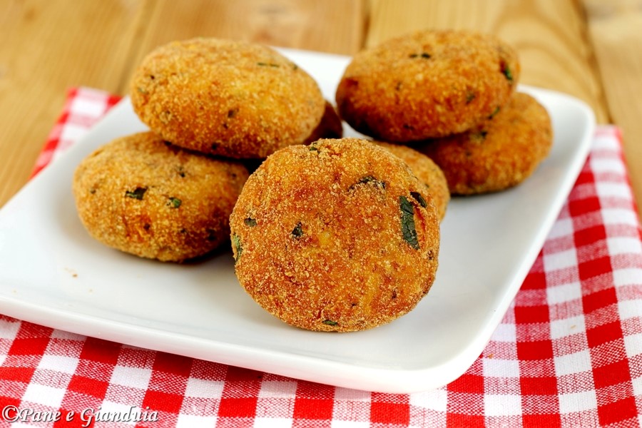 Crocchette di pollo e verza