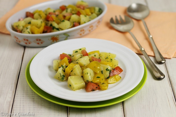 Insalata di patate e peperoni gialli