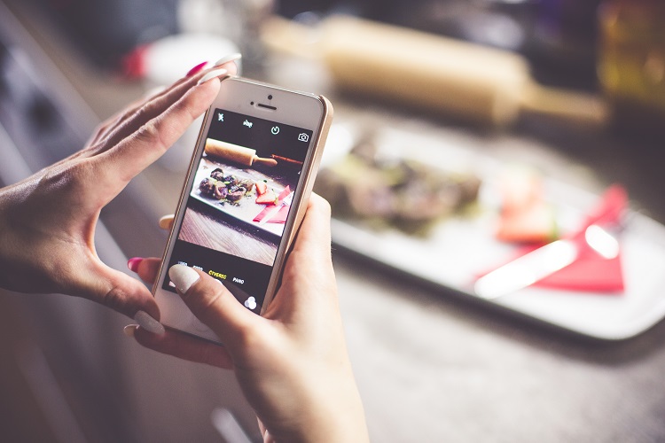 Cucinare bene e fotografare male?