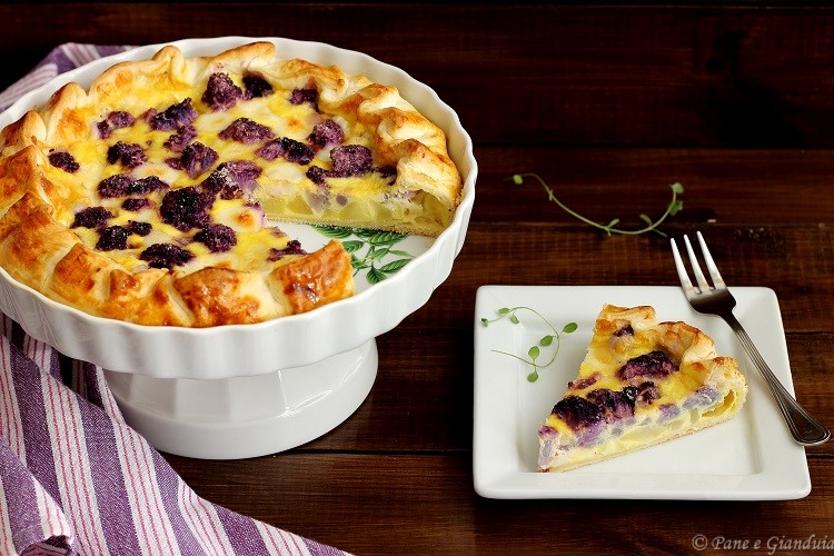 Quiche con cavolo viola e caciotta sarda