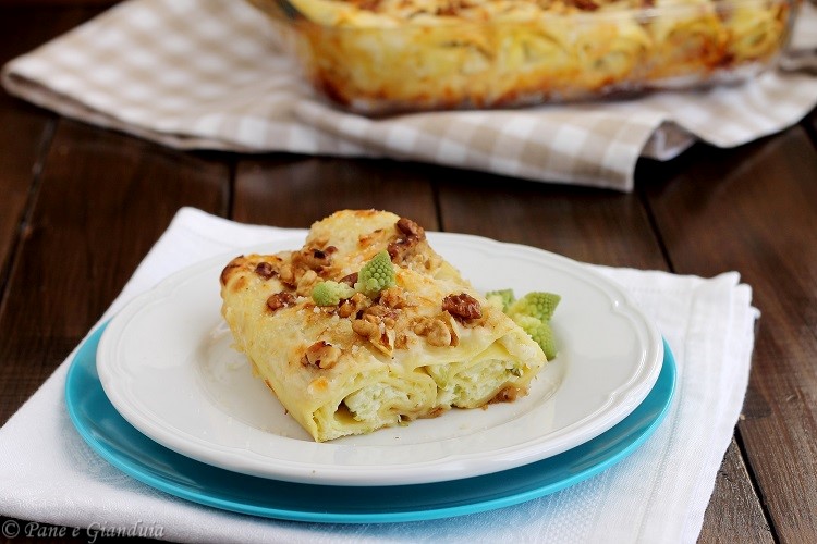 Cannelloni con ricotta, cavolfiore e noci