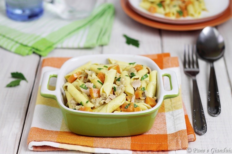 Garganelli con tonno e carote