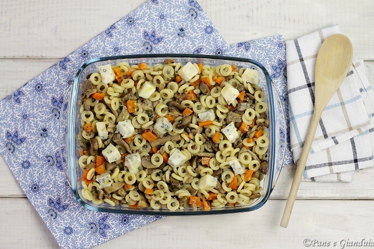 Anelletti ai funghi misti e gorgonzola