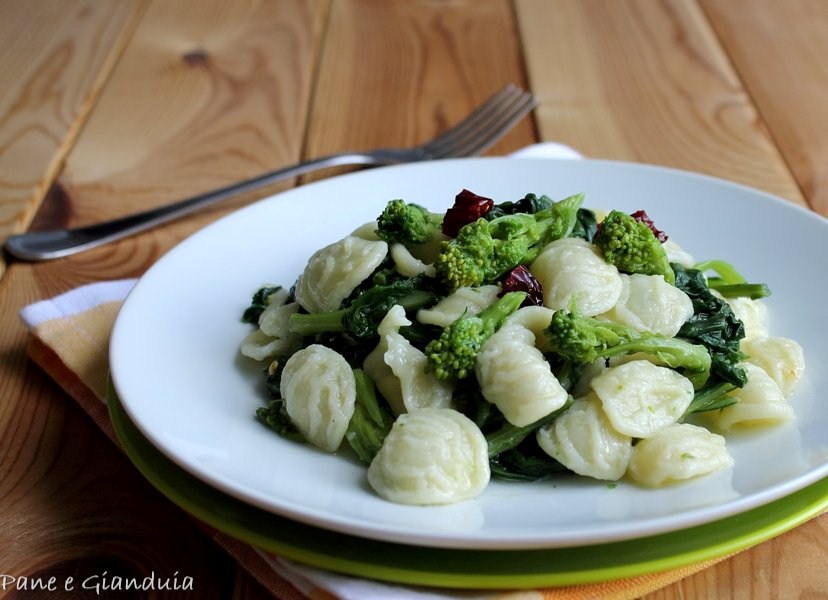 Orecchiette con cime di rapa