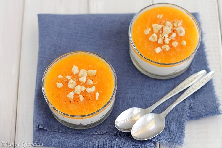 Cheesecake con crema di yogurt e confettura di melone