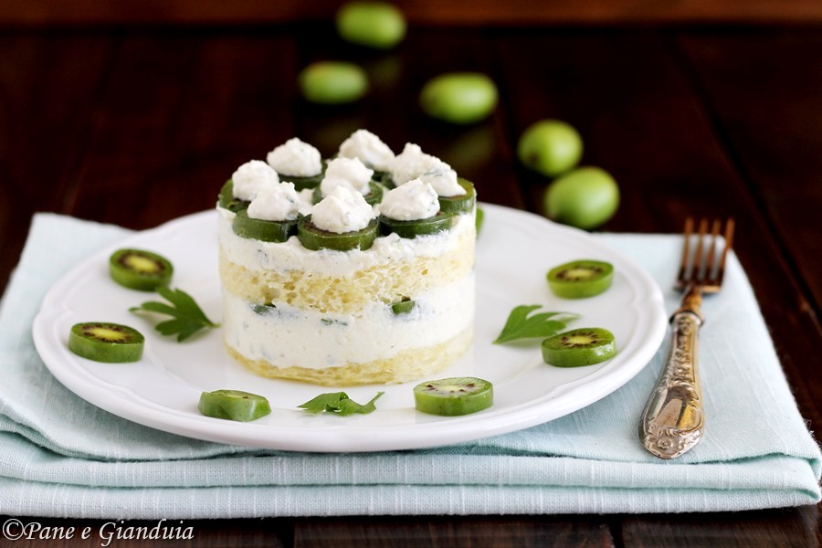 Tiramisù salato con Nergi e crema di yogurt