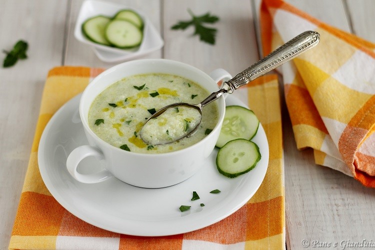 Zuppa fredda di cetrioli