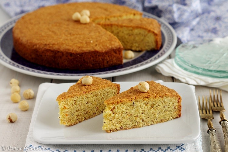 Torta piemontese di nocciole